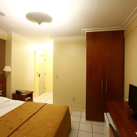 Vela E Mar Hotel 3*